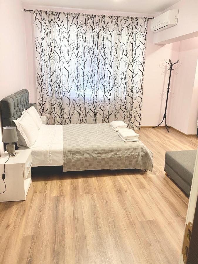 Central Apartment Пловдив Екстериор снимка